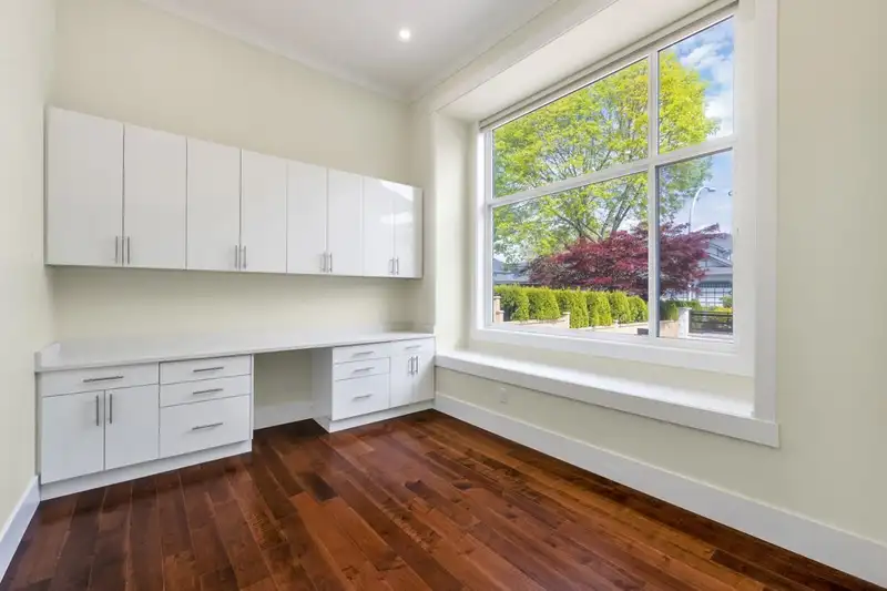 6711 123A STREET - photo 3 of 33