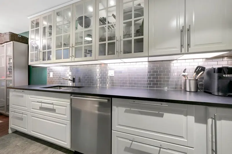 326 9101 HORNE STREET - photo 2 of 20