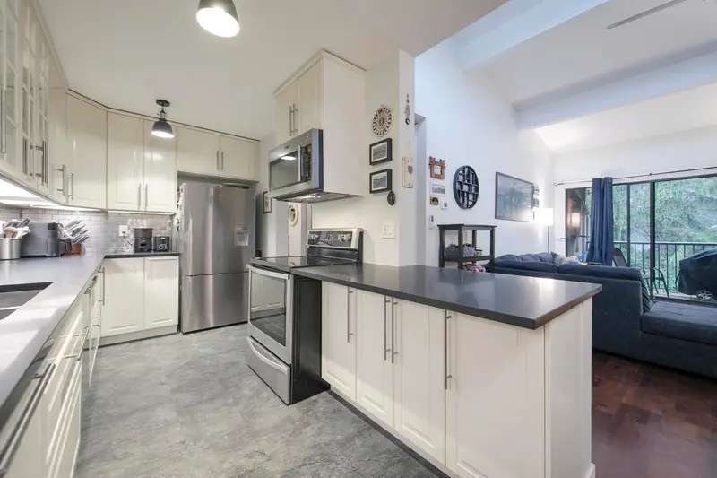 326 9101 HORNE STREET - photo 3 of 20