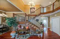 10608 CHERRYHILL COURT - thumbnail 3