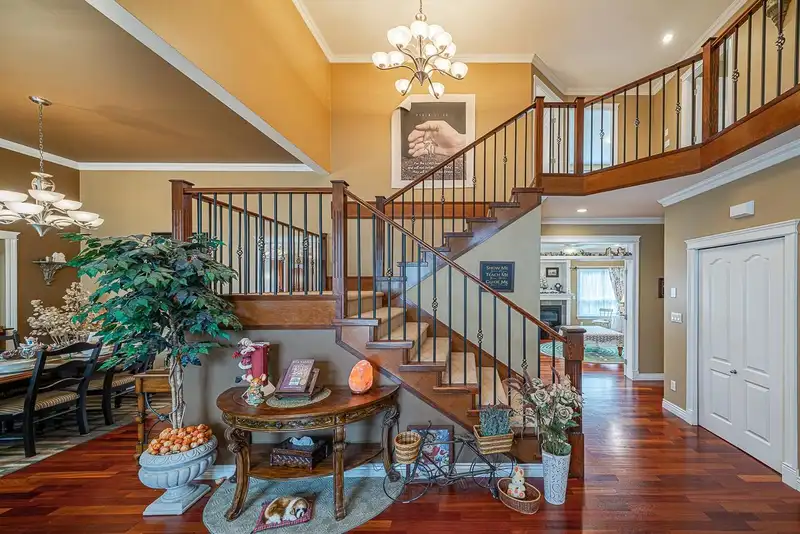 10608 CHERRYHILL COURT - photo 3 of 26