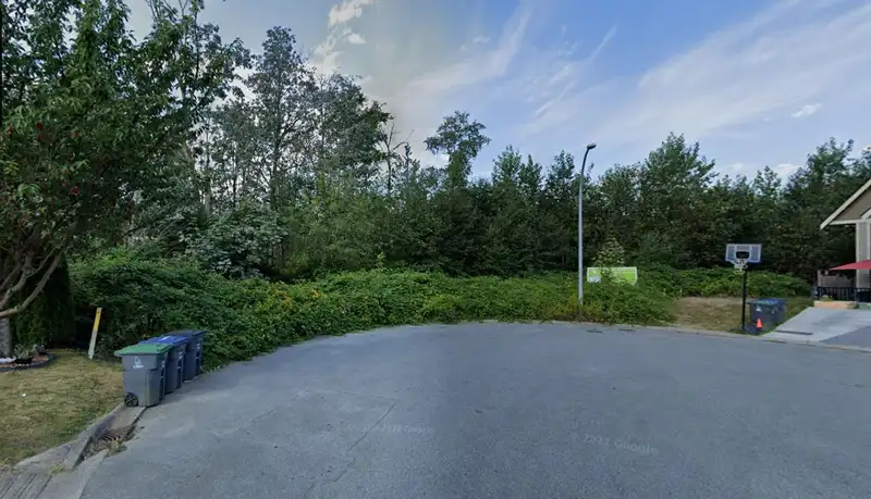 14500 59 AVENUE - photo 1 of 1