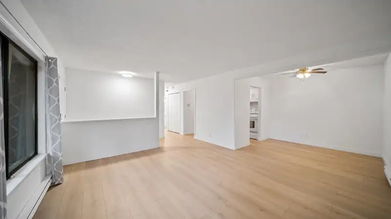 916 10620 150 STREET - photo 4 of 24