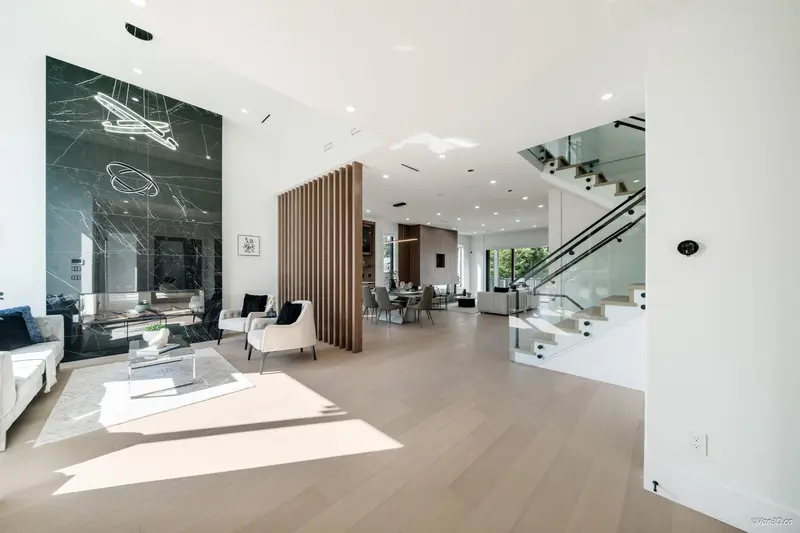 817 CORNELL AVENUE - photo 2 of 24