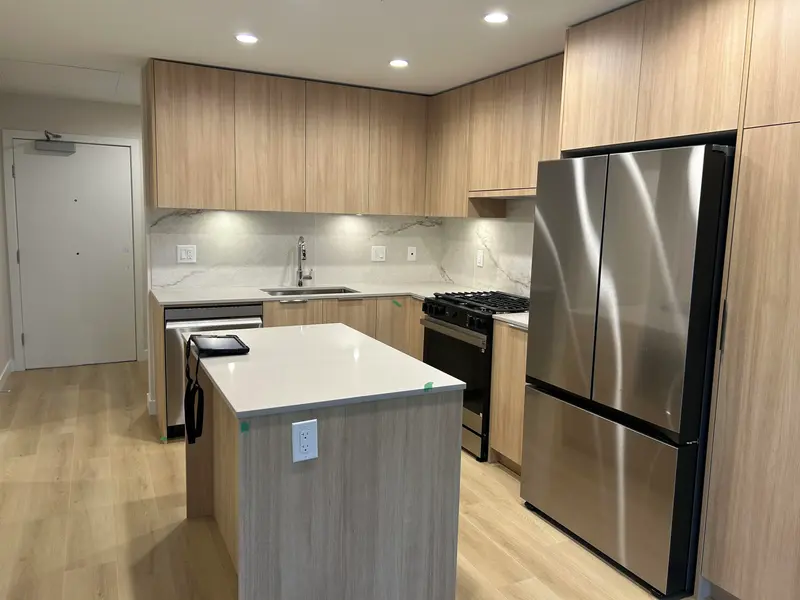 B321 20049 82 AVENUE - photo 1 of 10