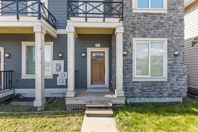 7259 192 STREET - photo 2 of 40