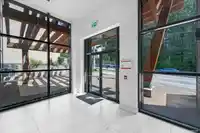 404 9689 140 STREET - thumbnail 3