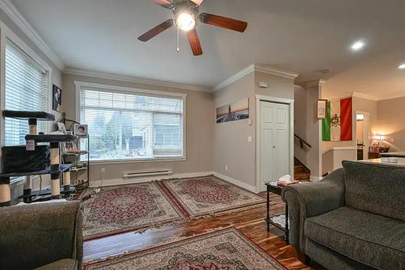 50 15399 GUILDFORD DRIVE - photo 4 of 21
