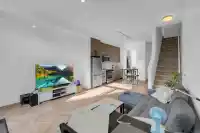 99 17568 57A AVENUE - thumbnail 4