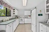 8746 MILTON DRIVE - thumbnail 8