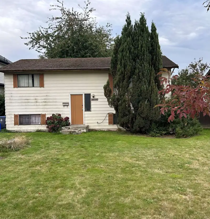 13854 89A AVENUE - photo 2 of 4