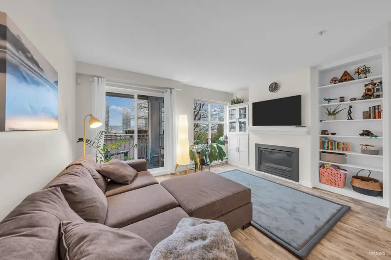 19 123 SEVENTH STREET - photo 1 of 25