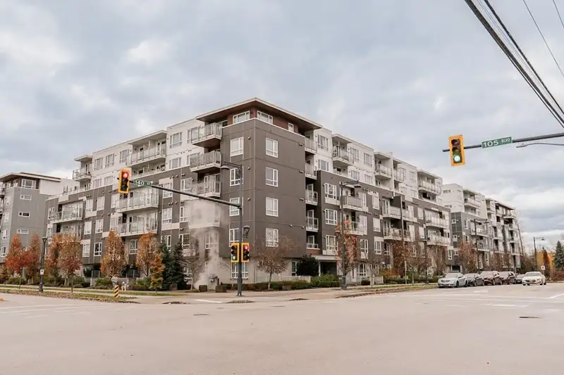 205 10581 140 STREET - photo 2 of 26