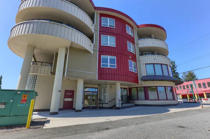 PH1 7738 EDMONDS STREET - photo 2 of 17