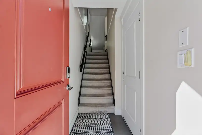 31 6971 122 STREET - photo 2 of 31