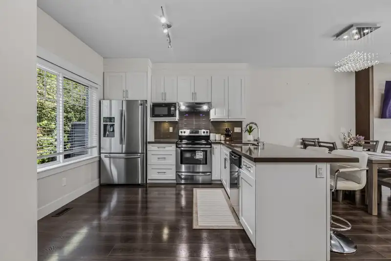 31 6971 122 STREET - photo 3 of 31