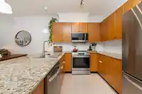 216 15385 101A AVENUE - thumbnail 5