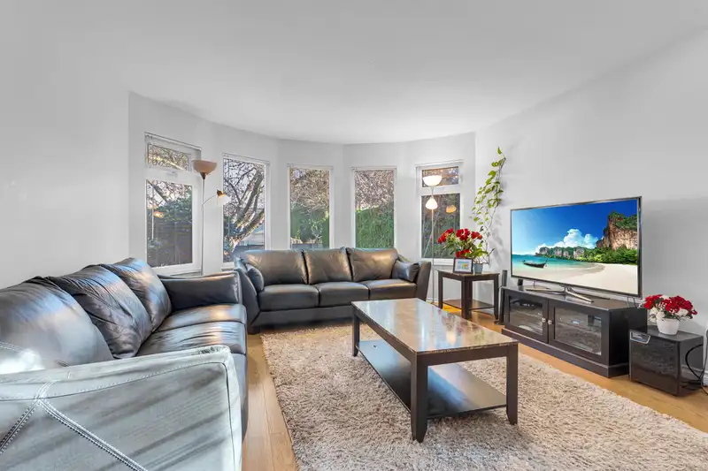 12905 65 AVENUE - photo 3 of 22