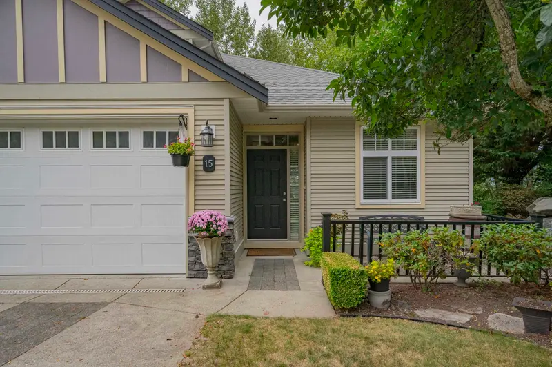 15 36260 MCKEE ROAD - photo 4 of 25