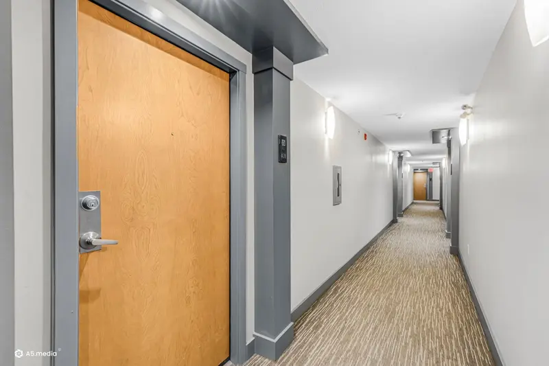 401 2951 SILVER SPRINGS BOULEVARD - photo 3 of 25