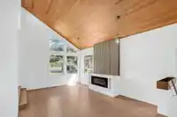 5917 182A STREET - thumbnail 4