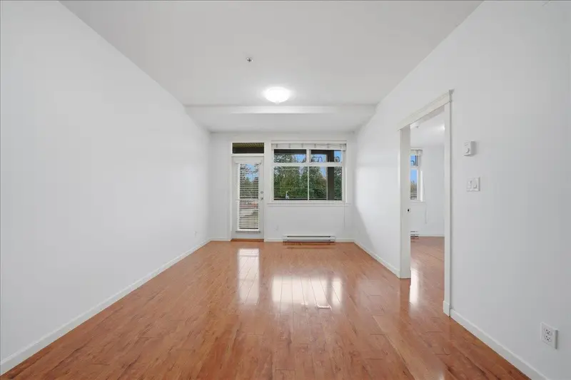 307 22858 LOUGHEED HIGHWAY - photo 4 of 21