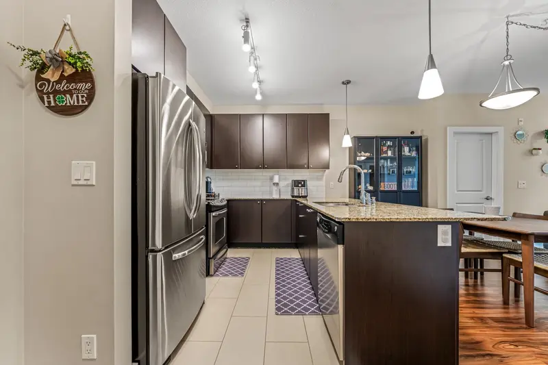 102 250 FRANCIS WAY - photo 4 of 25