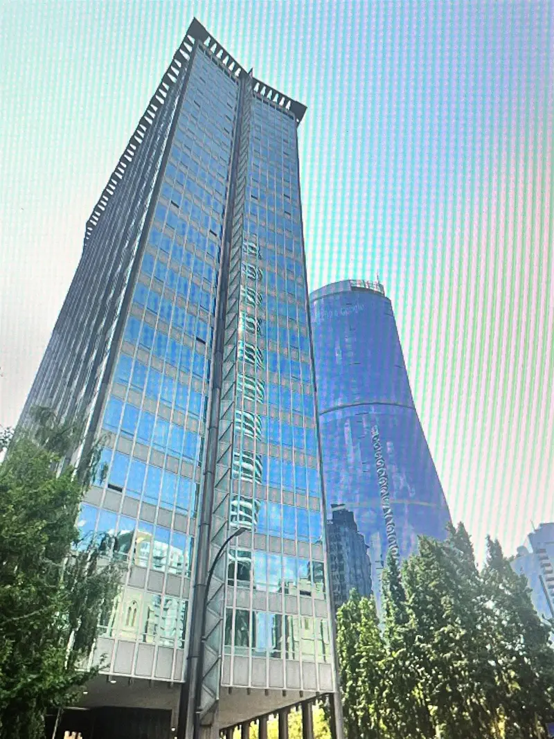 607 989 NELSON STREET - photo 2 of 6