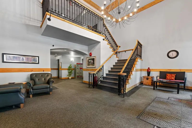 326 19750 64 AVENUE - photo 4 of 25