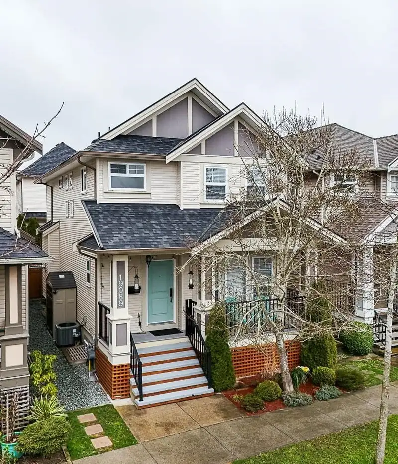 19089 67A AVENUE - photo 1 of 23
