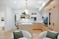 5 5993 143 STREET - thumbnail 7
