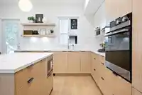 5 5993 143 STREET - thumbnail 10