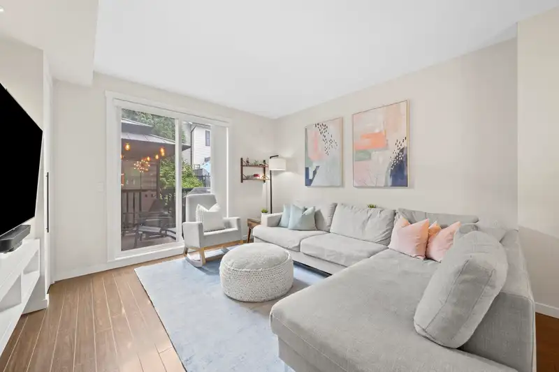 53 18983 72A AVENUE - photo 4 of 31