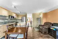 44 12110 75A AVENUE - thumbnail 11