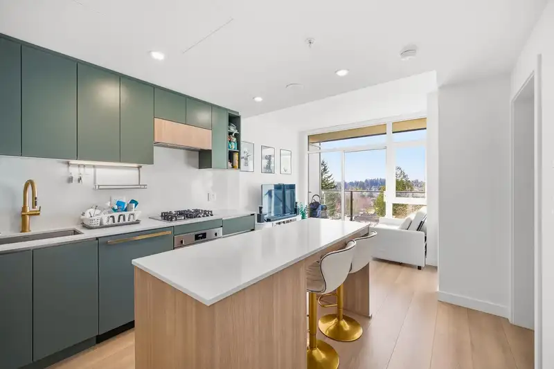607 13573 98A AVENUE - photo 1 of 40
