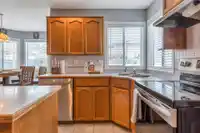 14275 85B AVENUE - thumbnail 11