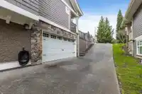 5733 182 STREET - thumbnail 39