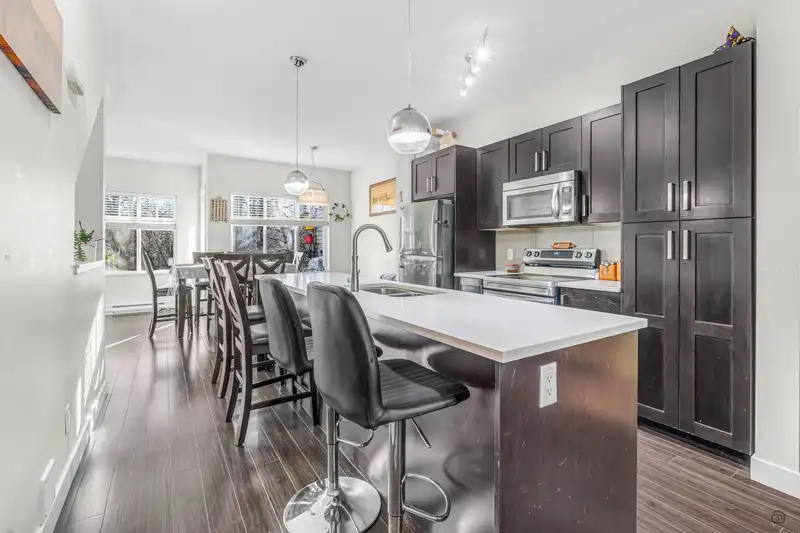 41 13864 HYLAND ROAD - photo 1 of 21