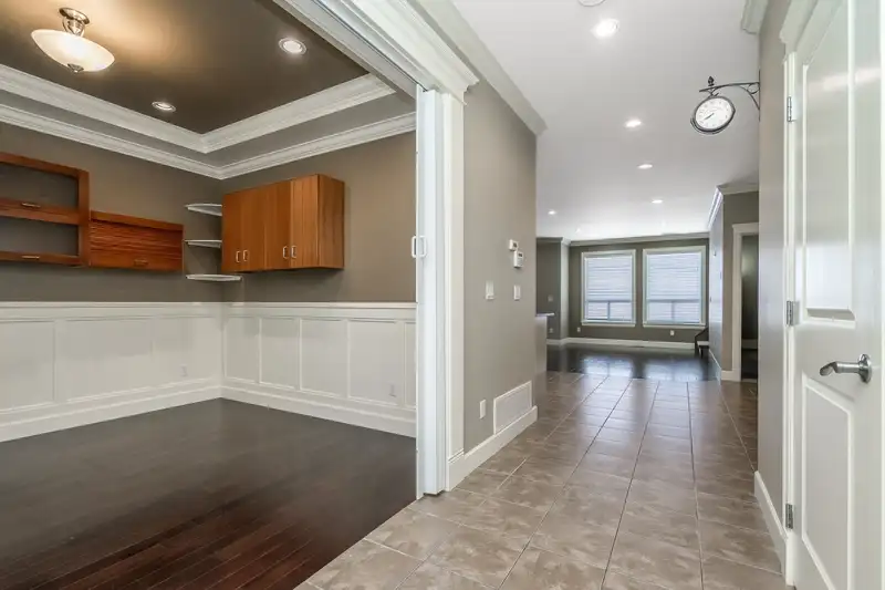 6844 195A STREET - photo 3 of 40