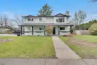 6385 172 STREET - thumbnail 1