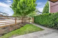 66 19477 72A AVENUE - thumbnail 4
