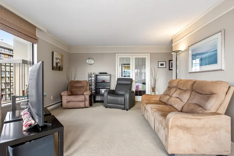 1608 2041 BELLWOOD AVENUE - photo 4 of 25