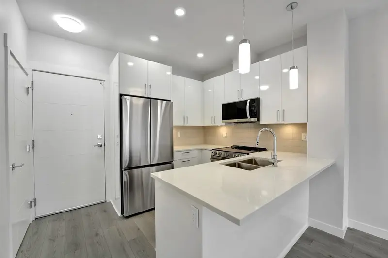 507 33886 PINE STREET - photo 4 of 25