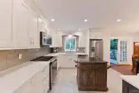 17245 59A AVENUE - thumbnail 11
