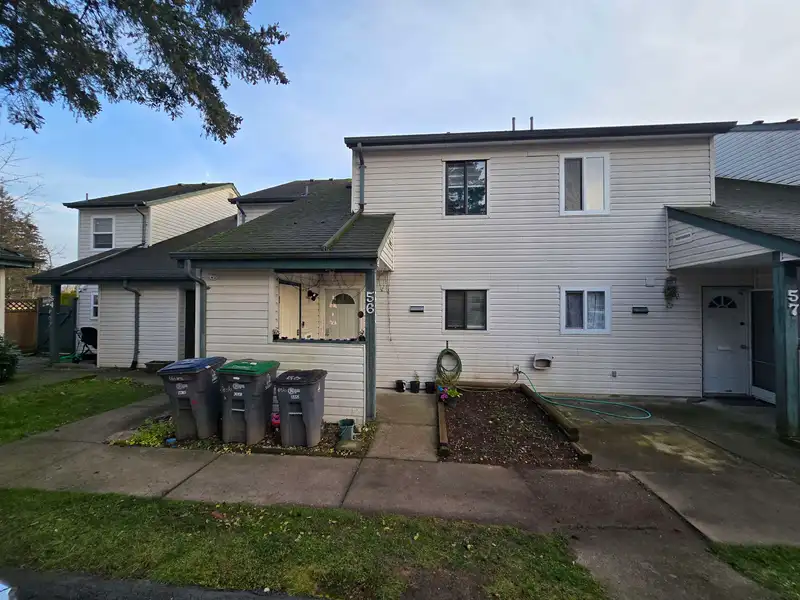 56 6641 138 STREET - photo 1 of 31