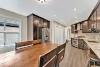 8 8257 121A STREET - thumbnail 15