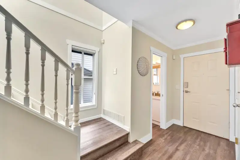 8 8257 121A STREET - photo 3 of 33