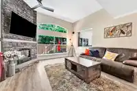 8 8257 121A STREET - thumbnail 7
