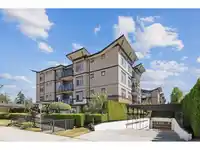 411 8168 120A STREET - thumbnail 1
