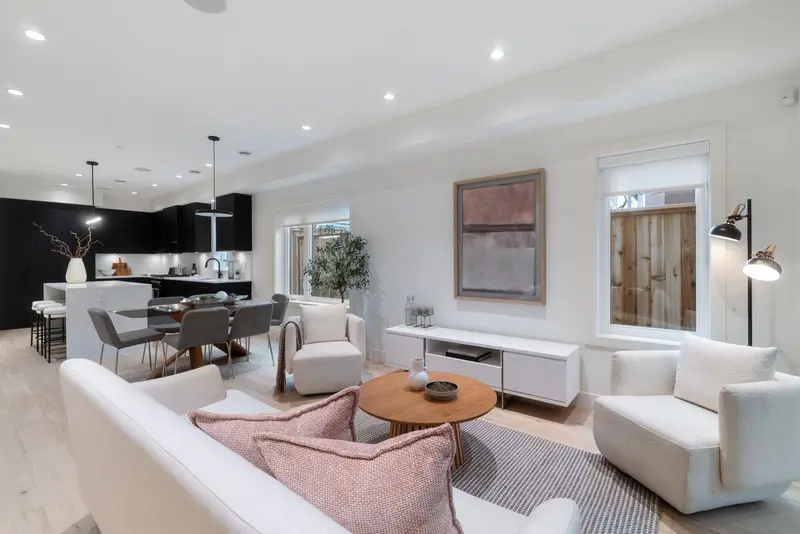 2 2539 GRANT STREET - photo 4 of 25